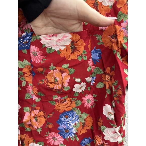 Jones New York Sport Womens Shirt Size 12 Red Floral Short Sleeve Button Up - Picture 4 of 12